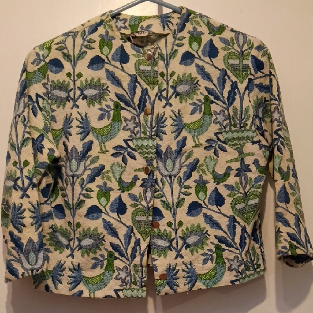 Floral Patterned Blazer with Green and Blue Accents